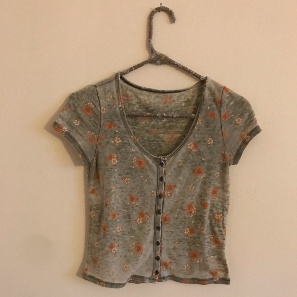 AE Crop Top